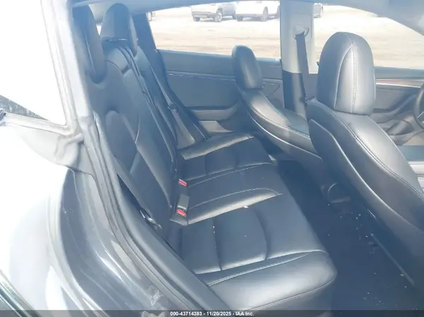 5YJ3E1EB6NF226910 2022 TESLA MODEL 3 - Image 8