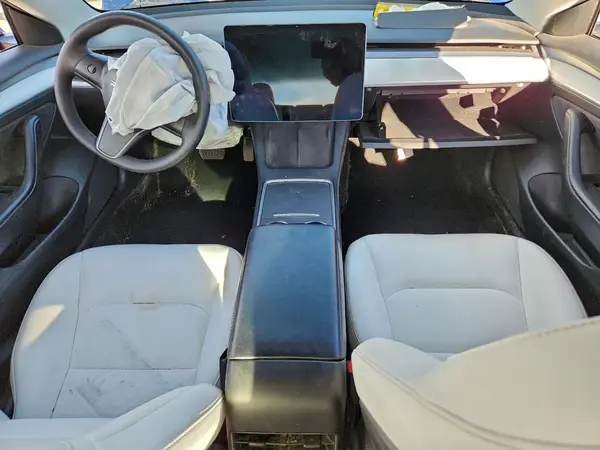 5YJ3E1EB6NF228897 2022 TESLA MODEL 3 - Image 8