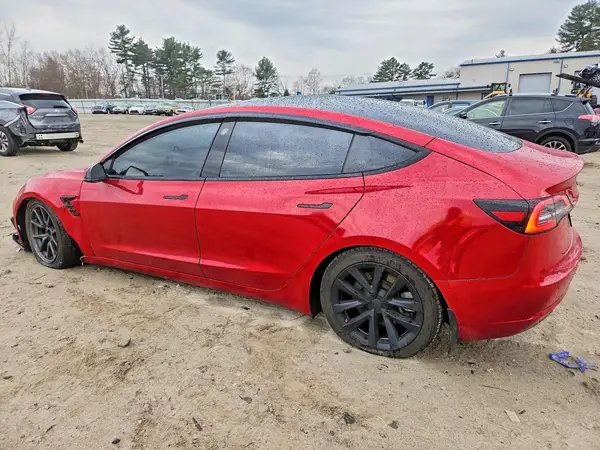 5YJ3E1EB6NF233582 2022 TESLA MODEL 3 - Image 2