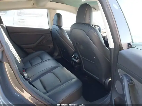 5YJ3E1EB6NF237261 2022 TESLA MODEL 3 - Image 8
