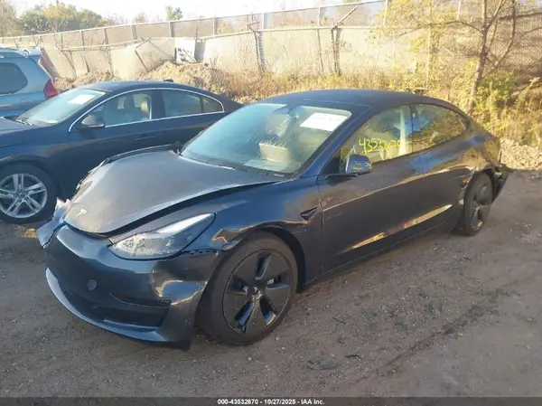 5YJ3E1EB6NF239236 2022 TESLA MODEL 3 - Image 2