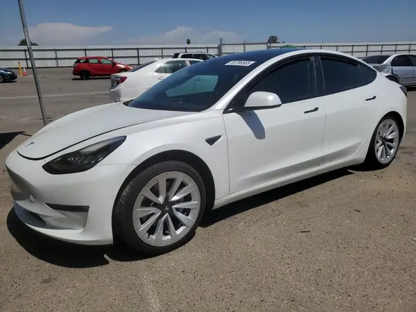 5YJ3E1EB6NF245585 2022 TESLA MODEL 3 - Image 1