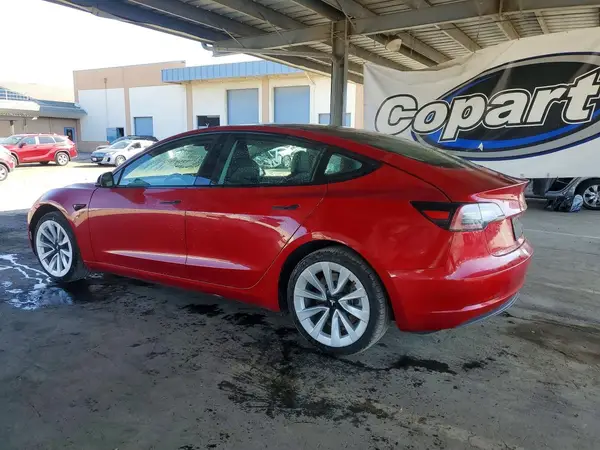 5YJ3E1EB6NF259096 2022 TESLA MODEL 3 - Image 2