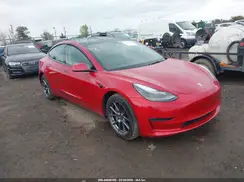 5YJ3E1EB6NF264606 2022 TESLA MODEL 3