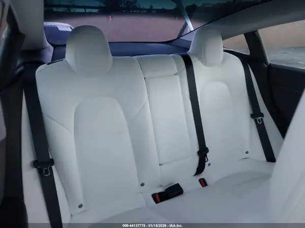 5YJ3E1EB6NF267375 2022 TESLA MODEL 3 - Image 8