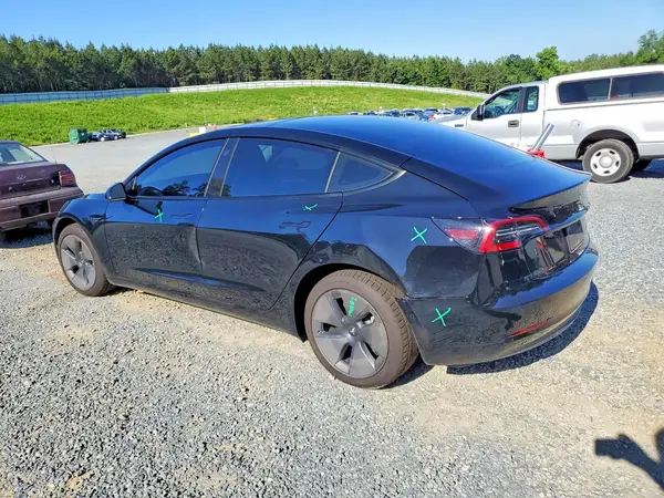 5YJ3E1EB6NF272897 2022 TESLA MODEL 3 - Image 2
