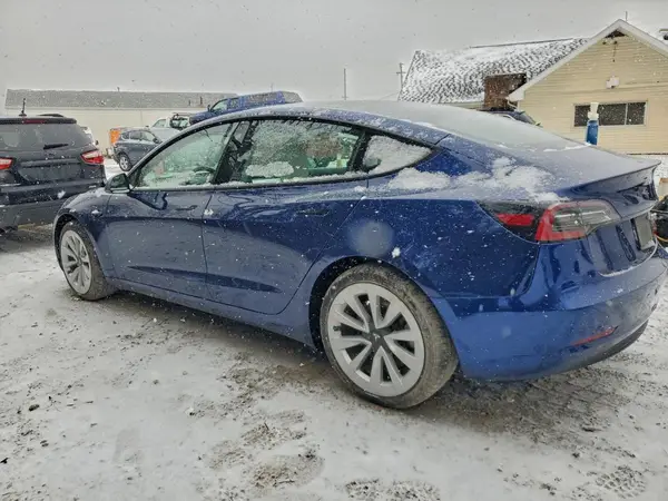 5YJ3E1EB6NF278361 2022 TESLA MODEL 3 - Image 2