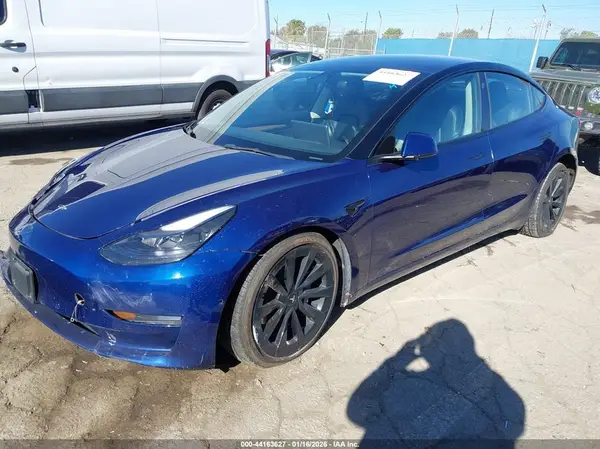 5YJ3E1EB6NF285830 2022 TESLA MODEL 3 - Image 2