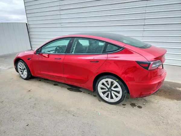 5YJ3E1EB6NF286833 2022 TESLA MODEL 3 - Image 2