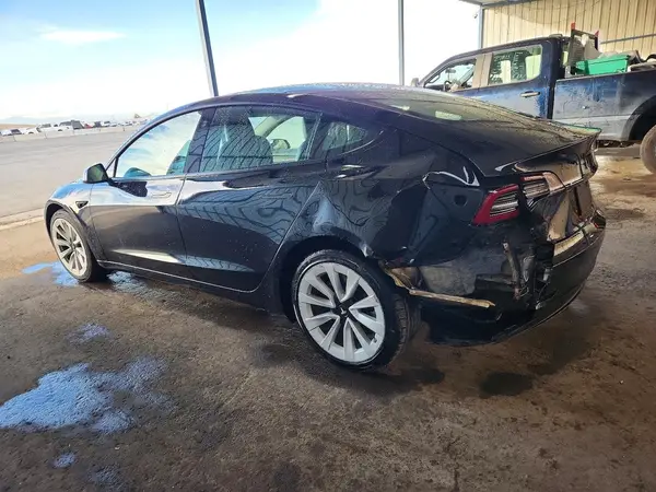 5YJ3E1EB6NF288968 2022 TESLA MODEL 3 - Image 2