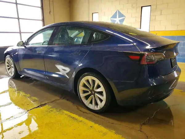 5YJ3E1EB6NF288985 2022 TESLA MODEL 3 - Image 2