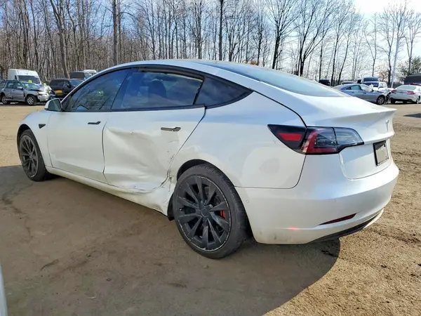 5YJ3E1EB6NF289344 2022 TESLA MODEL 3 - Image 2