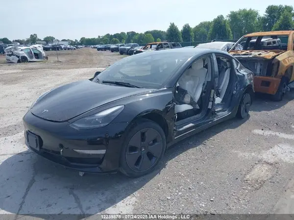 5YJ3E1EB6NF311066 2022 TESLA MODEL 3 - Image 2