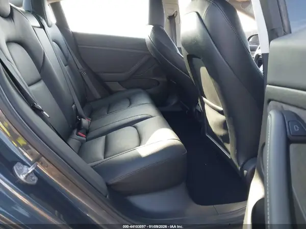 5YJ3E1EB6NF318180 2022 TESLA MODEL 3 - Image 8