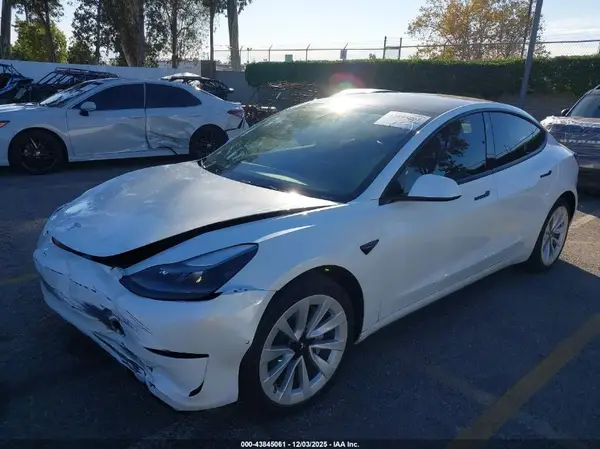 5YJ3E1EB6NF321855 2022 TESLA MODEL 3 - Image 2