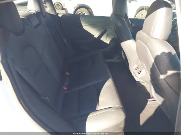 5YJ3E1EB6NF321855 2022 TESLA MODEL 3 - Image 8