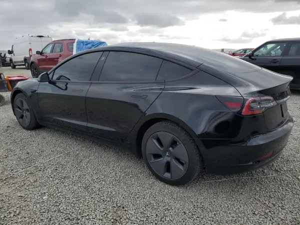 5YJ3E1EB6NF334914 2022 TESLA MODEL 3 - Image 2