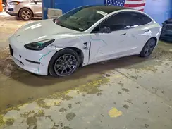 5YJ3E1EB6NF335044 2022 TESLA MODEL 3