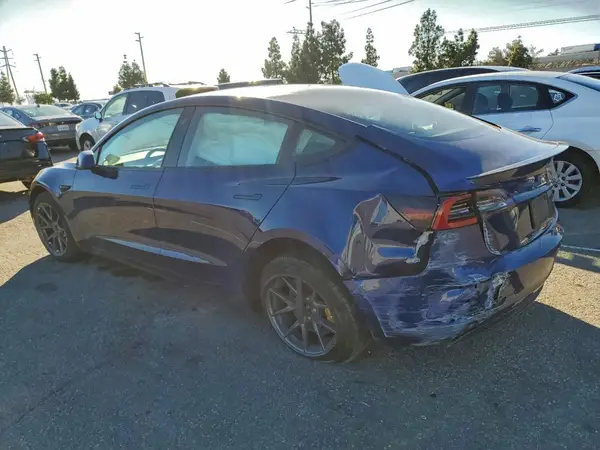5YJ3E1EB6NF335593 2022 TESLA MODEL 3 - Image 2