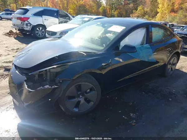 5YJ3E1EB6NF340955 2022 TESLA MODEL 3 - Image 2