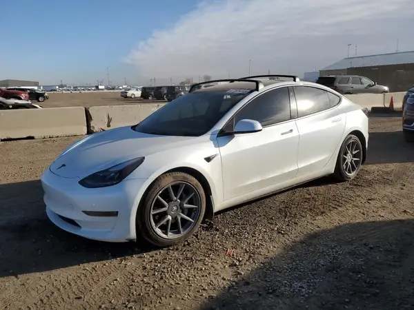 5YJ3E1EB6NF341314 2022 TESLA MODEL 3 - Image 1