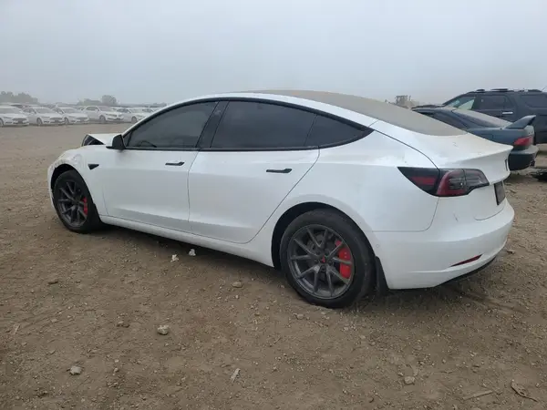 5YJ3E1EB6NF348201 2022 TESLA MODEL 3 - Image 2