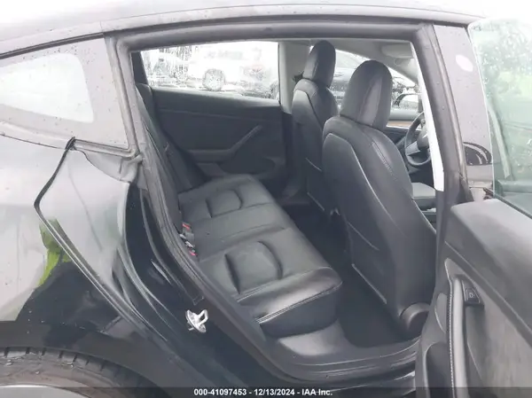 5YJ3E1EB6NF363510 2022 TESLA MODEL 3 - Image 8