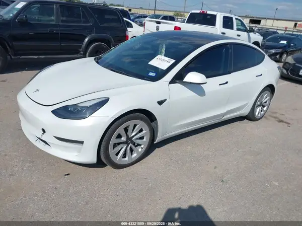 5YJ3E1EB6NF364978 2022 TESLA MODEL 3 - Image 2