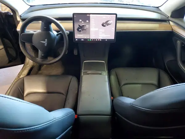5YJ3E1EB6PF388216 2023 TESLA MODEL 3 - Image 8