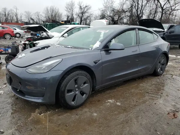 5YJ3E1EB6PF388894 2023 TESLA MODEL 3 - Image 1