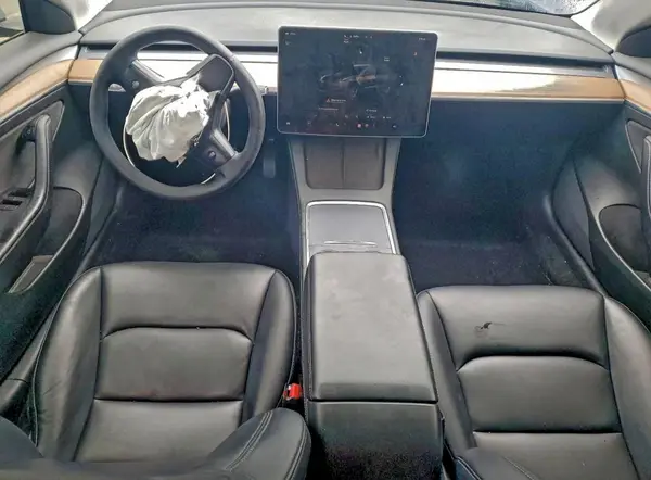 5YJ3E1EB6PF388975 2023 TESLA MODEL 3 - Image 8