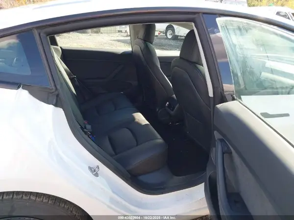 5YJ3E1EB6PF390709 2023 TESLA MODEL 3 - Image 8