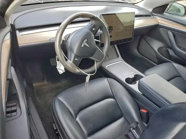 5YJ3E1EB6PF390922 2023 TESLA MODEL 3 - Image 8