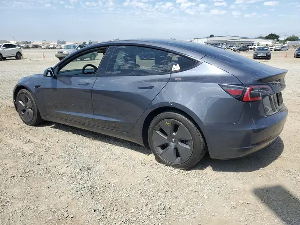 5YJ3E1EB6PF392363 2023 TESLA MODEL 3 - Image 2