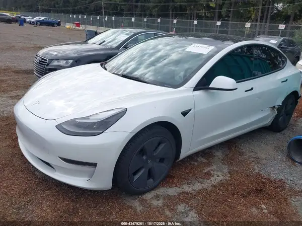 5YJ3E1EB6PF462766 2023 TESLA MODEL 3 - Image 2
