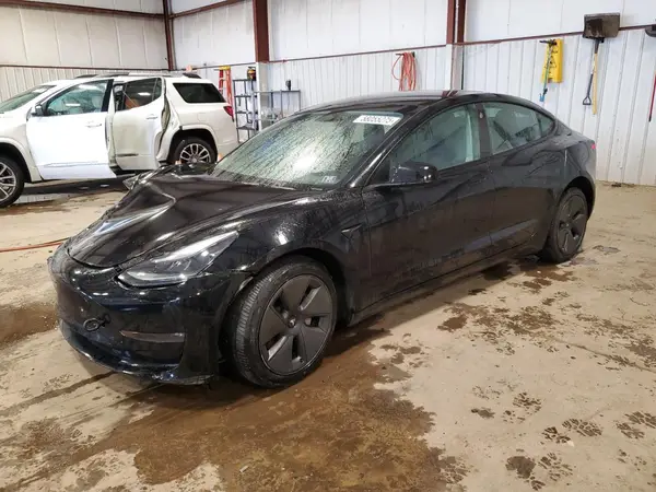 5YJ3E1EB6PF466252 2023 TESLA MODEL 3 - Image 1