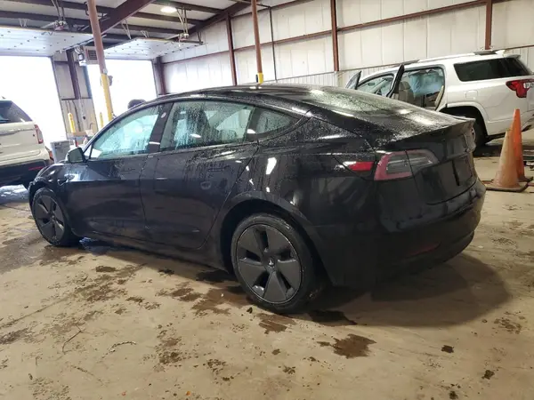 5YJ3E1EB6PF466252 2023 TESLA MODEL 3 - Image 2