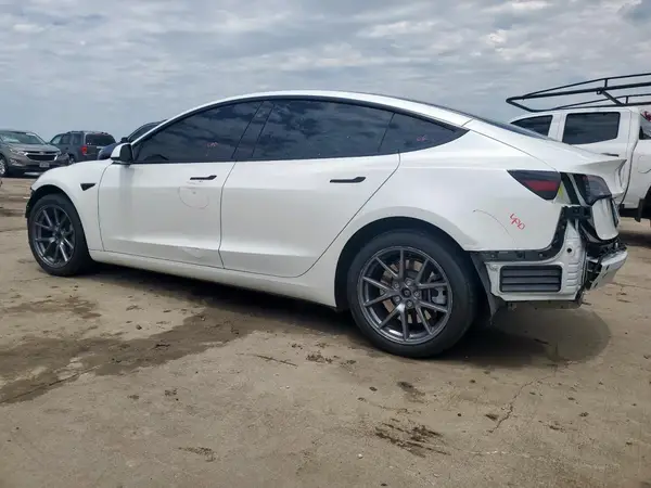 5YJ3E1EB6PF596130 2023 TESLA MODEL 3 - Image 2
