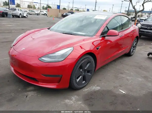 5YJ3E1EB6PF596340 2023 TESLA MODEL 3 - Image 2