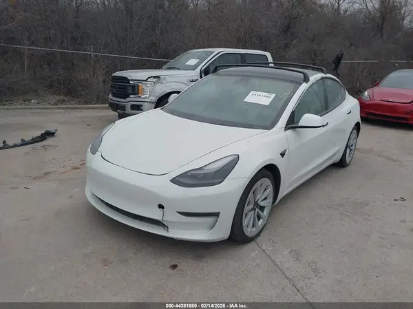 5YJ3E1EB6PF608373 2023 TESLA MODEL 3 - Image 2