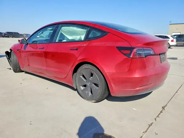 5YJ3E1EB6PF611922 2023 TESLA MODEL 3 - Image 2