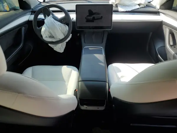 5YJ3E1EB6PF620720 2023 TESLA MODEL 3 - Image 8