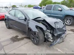 5YJ3E1EB6PF632690 2023 TESLA MODEL 3