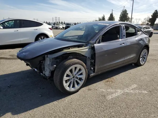 5YJ3E1EB6PF633113 2023 TESLA MODEL 3 - Image 1