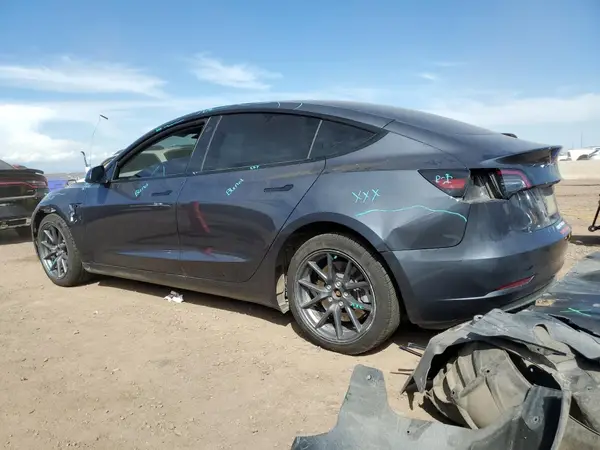5YJ3E1EB6PF635699 2023 TESLA MODEL 3 - Image 2