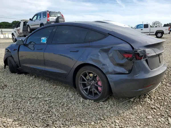 5YJ3E1EB6PF649781 2023 TESLA MODEL 3 - Image 2