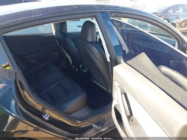 5YJ3E1EB6PF660036 2023 TESLA MODEL 3 - Image 8