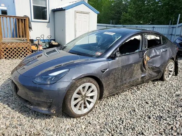 5YJ3E1EB6PF689410 2023 TESLA MODEL 3 - Image 1