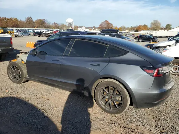 5YJ3E1EB6PF706948 2023 TESLA MODEL 3 - Image 2
