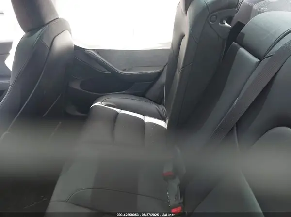 5YJ3E1EB6PF706951 2023 TESLA MODEL 3 - Image 8